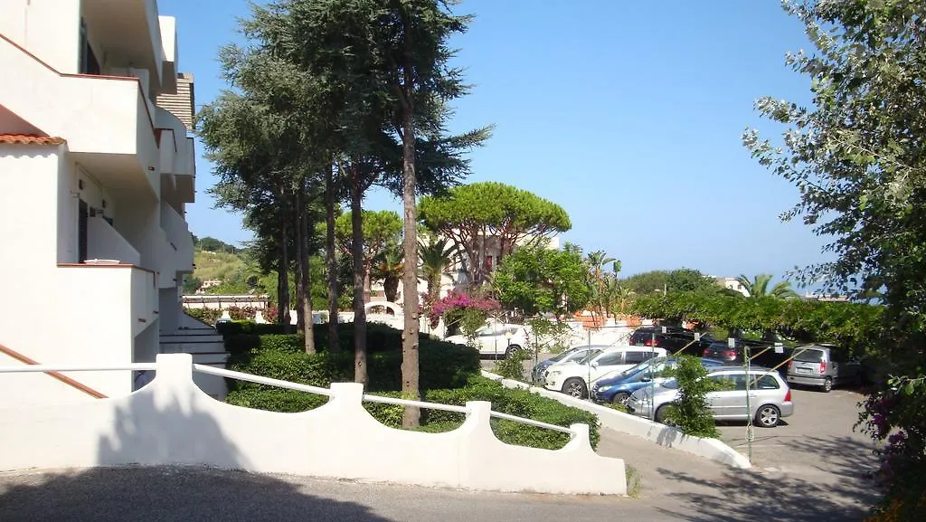 Ischia Uno Residence-1