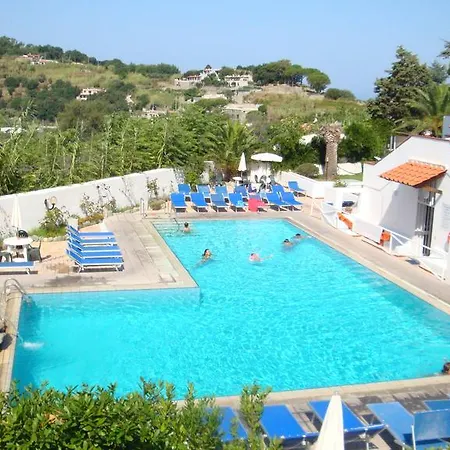 Ischia Uno Residence-3